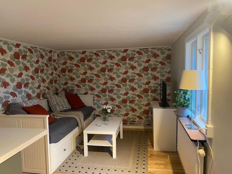 Mindre Laegenhet I En Lantlig Miljoe I Skrea Apartamento Falkenberg Exterior foto